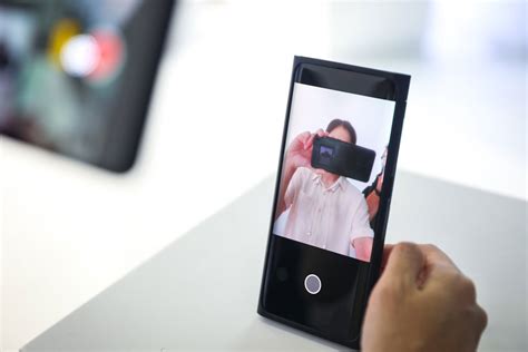Oppos ‘worlds First Under Display Selfie Camera Previewed In