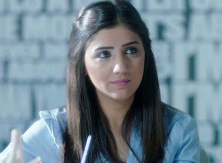 في إطار كوميدي رومانسي تشويقي، تدور قصة الفيلم، في إطار مُختلف عن مهندس. جولولي | مي عمر: أنا محظوظة بالعمل مع محمد رمضان.. وزوجي ...