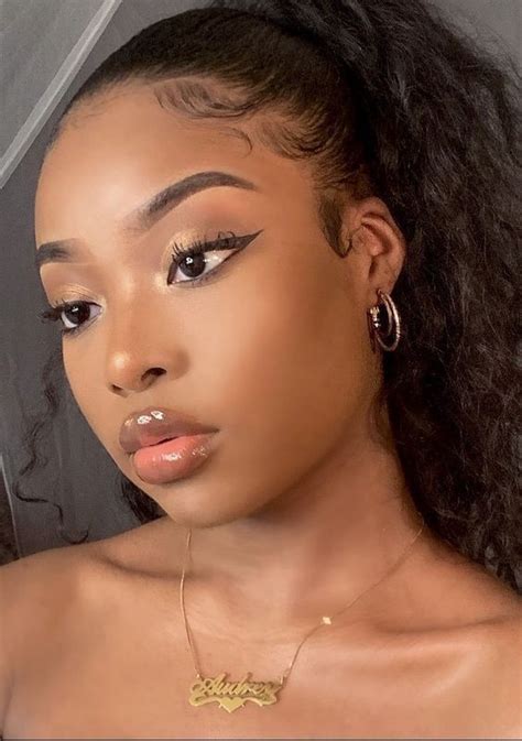 Pinterest Shaizzleee🧚🏽‍♀️ Dark Skin Makeup Brown Skin Makeup Black Girl Makeup Tutorial