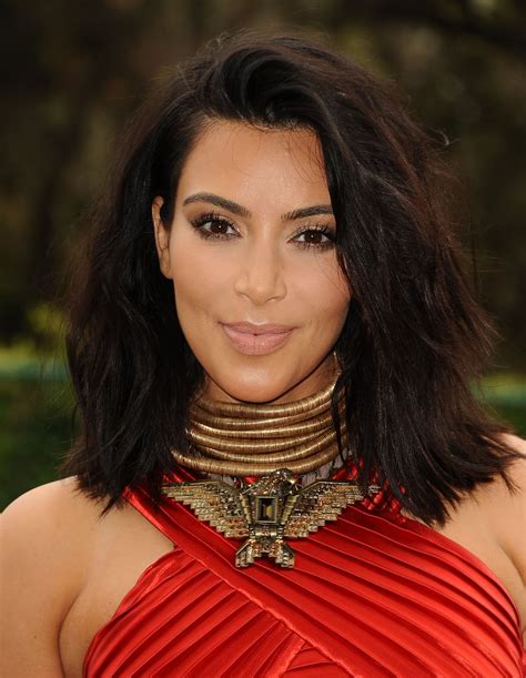 Kim Kardashians Lob Haircut In 2015 Kim Kardashians Best Beauty
