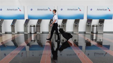American Airlines Says Its Overstaffed By 20000 Employees For Fall