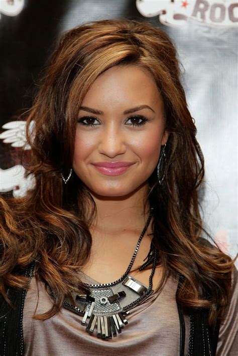 Demi Lovato Demi Lovato Hair Color Wedding Hair And Makeup Hair