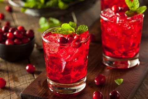 Delicious Vodka Cranberry Cocktail Recipe Simple Refreshing