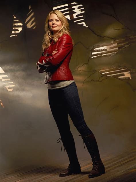 Once Upon A Time S Emma Swan Halloween Costume Can Be Crafted With 3 Easy Steps — Photos