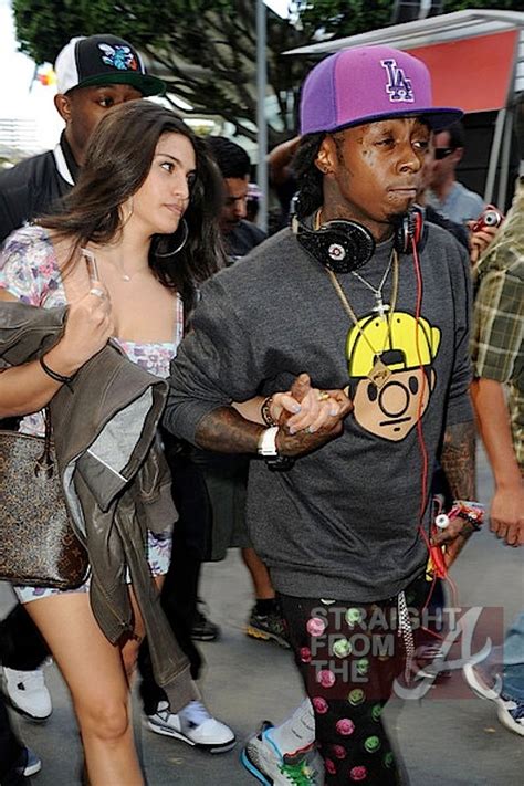 boo d up ~ lil wayne and ‘fiance dhea hit the lakers game… [photos] straight from the a [sfta