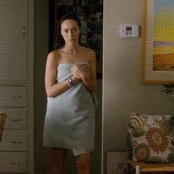 Adc Alycia Debnam Carey Gif Find Share On Giphy