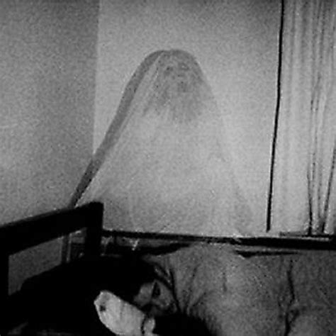 Pingl Par Md Corvus Sur Ghost Dame Blanche Photos Paranormales