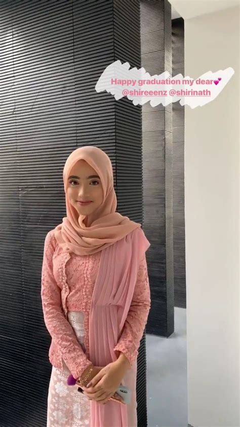 Pin By Jana Truby Blog On Graduation Kebaya Hijab Kebaya Dress Kebaya Modern Hijab