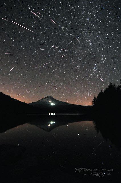 Perseid Meteor Shower Over Mount Hood Meteor Shower Perseid Meteor