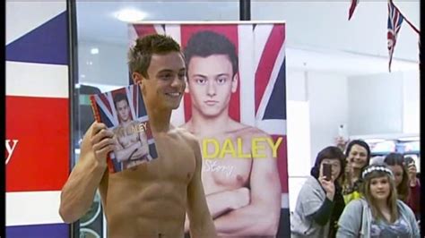 Tom Daley A Gay Role Model After Coming Out Itv News West Country