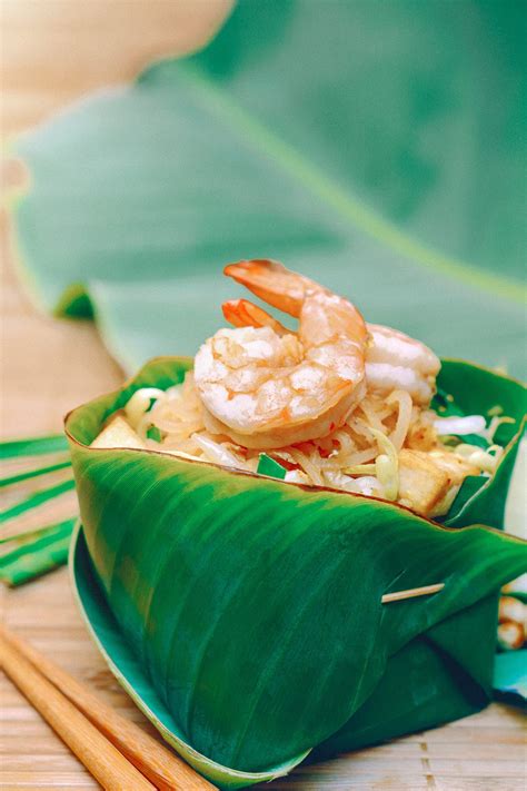 12 best thai food and dishes to try best thai food tasty thai thai food photography