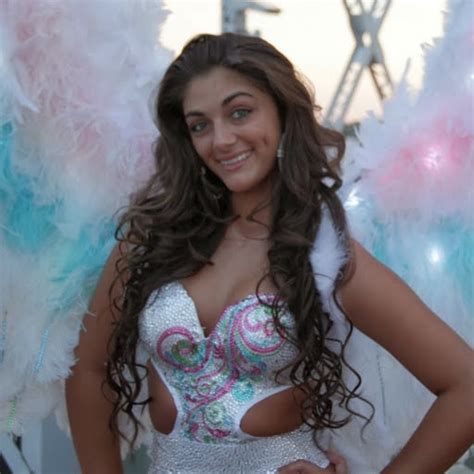 2002 | pg | cc. Picture of Jackie Dee