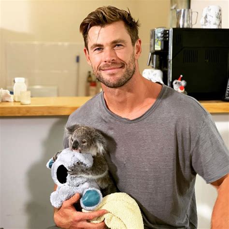 10 Times Chris Hemsworth Posted Thirst Traps On Instagram