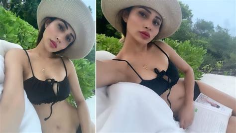 Mouni Roy Looks No Less Than A Mermaid In Her Stunning Vacation