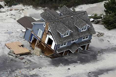 9 Haunting Before And After Photos Of Sandy S Devastation Artofit