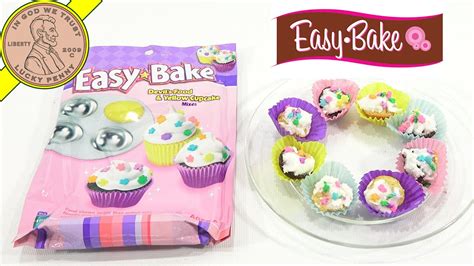 2006 Easy Bake Oven Delicious Devils Food And Yellow Cupcakes Youtube