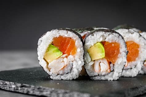 Maki Sushi Recipe How To Make Maki Sushi Fused By Fiona