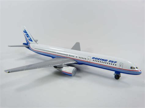 Boeing 757 200 Boeing House Colors Herpa 503679 1500 Mw Moba