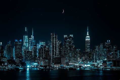 New York City Wallpaper 4k Half Moon Cityscape Night