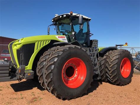 2018 Claas Xerion 5000 Trac Tractor Big Tractors Tractors Used Farm