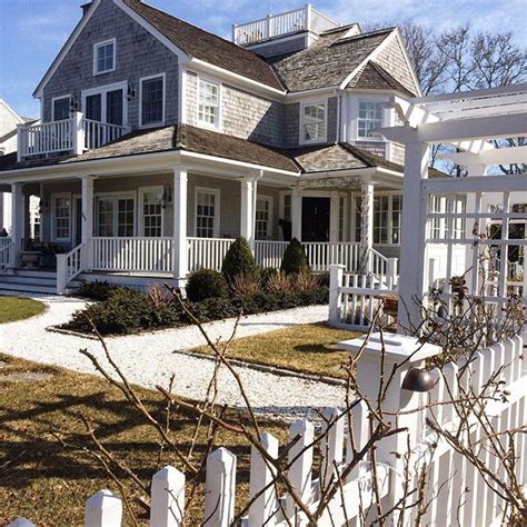 Updated on oct 7th, 2015, 10/7/15 7:36:37 am | 2 logs published on oct 6th, 2015, 10/6/15 10:35 pm. Cape Cod beach house | Beach house plans, Cape cod house ...