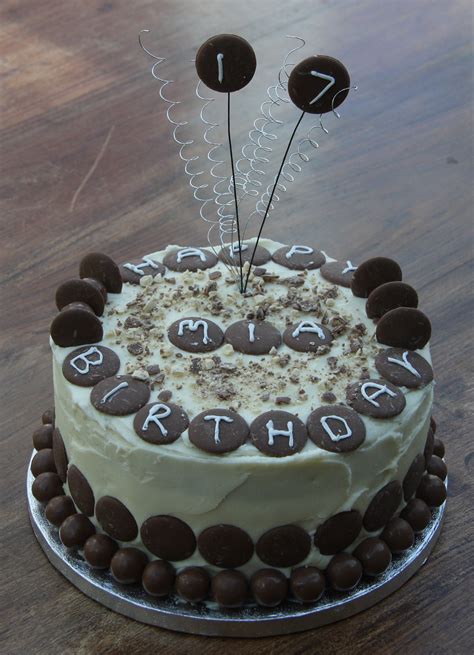 Decorating Ideas For Chocolate Birthday Cake Cake Decorations