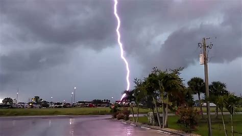 5 Dangerous Lightning Strikes Scary And Beautiful Youtube