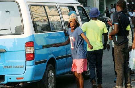 Jornal De Angola Notícias Trabalho De “lotadores De Táxi” Está A