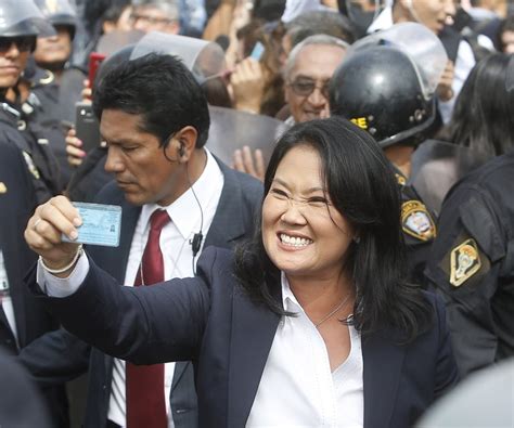 30 de mayo de 2021 (reuters/sebastián castañeda). La candidata Keiko Fujimori dice que indultará a su padre ...
