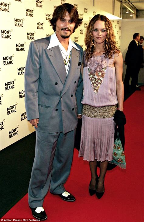 Newshocker: Johnny Depp and Vanessa paradis