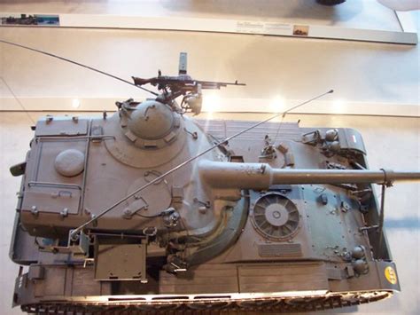 Dutch Amx 13 Light Tank 105mm 13 Jgentenaar Flickr