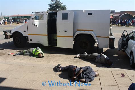 Videos, purportedly depicting the heist, showed. Cash in transit heist foiled - Witbank News