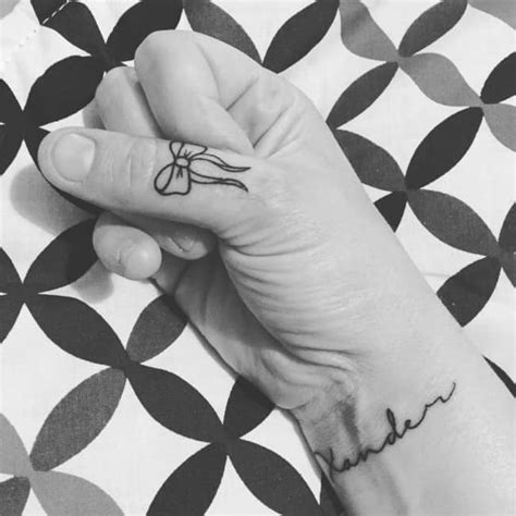 65 wrist tattoos + advice on the most popular designs. 166 Small Wrist Tattoo Ideas (An Ultimate Guide, April 2021)