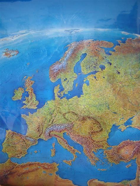 Evropa Panoramatická Nástěnná Mapa 105 X 150 Cm Lamino 2 Lišty