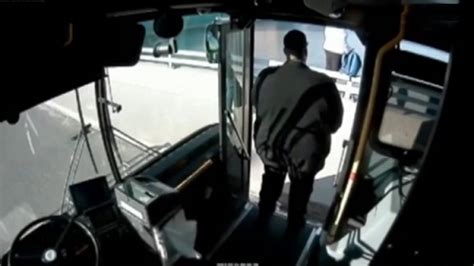 Bus Driver Pulls Over And Saves Womans Lifehow He Did It Will Touch You Photosvideo