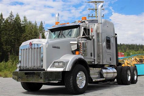2015 Kenworth T800 Tandem With Sleeper Highway Tractor For Sale