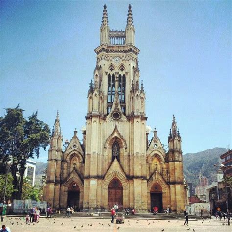 Foto Iglesia De Lourdes Bogotá Colombia South America Bogota