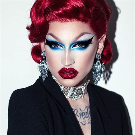 pin by lisa ricci on drag dreams drag makeup drag queen makeup queen makeup