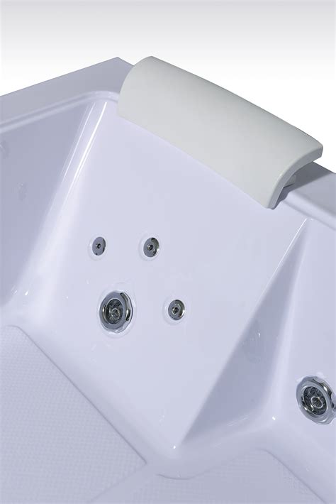 Compare products, read reviews & get the best deals! Whirlpool Bathtub white 70" X 56.8" hot tub double pump - Bali