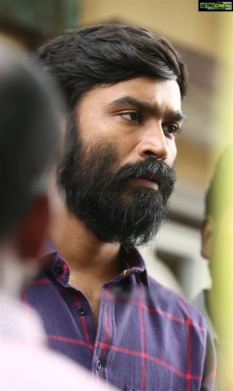 Chennai central (vada chennai) is a tamil language action movie released on 17 oct 2018. Actor Dhanush 2018 Latest Stills HD Mass From Vada Chennai ...