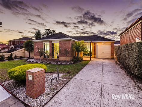 20 henry lawson drive lynbrook vic 3975 property details