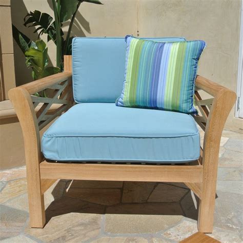 Willow Creek Designs Monterey Teak Club Chair With Sunbrella Cushion