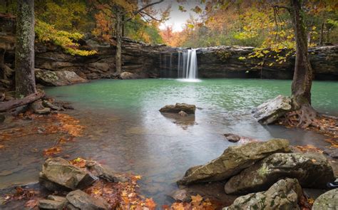 The 4 Hour Road Trip Around Ozarks Waterfalls Is A Glorious Spring