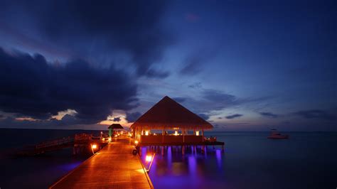 wallpaper bungalow night clouds beach ocean sky maldives boat resolution 2560x1440 wallpx