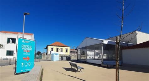 Foi desenvolvido pelo governo do estado para tornar o atendimento mais rápido no dia da vacinação mas não é obrigatório. Maiores de 45 anos podem autoagendar vacina na internet a ...