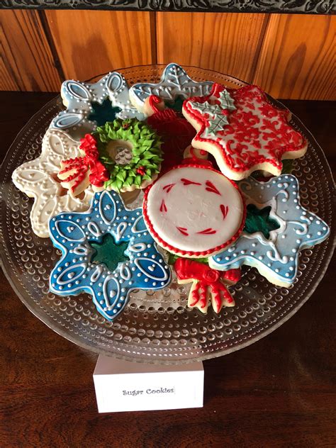 Pin By Lourdes Morales On My Cookies Decorative Plates Decor Candles
