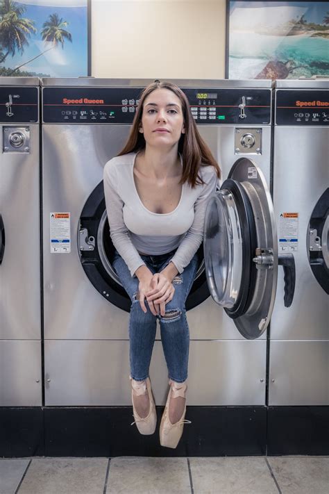 Laundromat Blues | Model, Pretty, Photoshoot