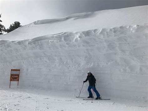 Photos Show The Insane Amounts Of Snow Piled Up In Tahoe Snow Snow
