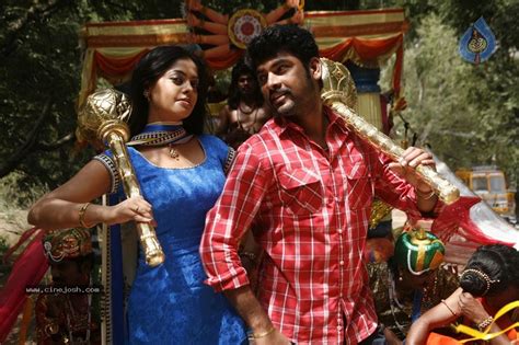 Download tamil movies like asuraguru & more free online. Desingu Raja Tamil Movie New Photos - Photo 2 of 44