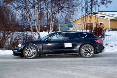 The taycan cross turismo embraces your lifestyle, with an enlarged rear luggage compartment and even more spacious interior. Porsche Confirms Taycan Cross Turismo, Macan EV Once Again ...
